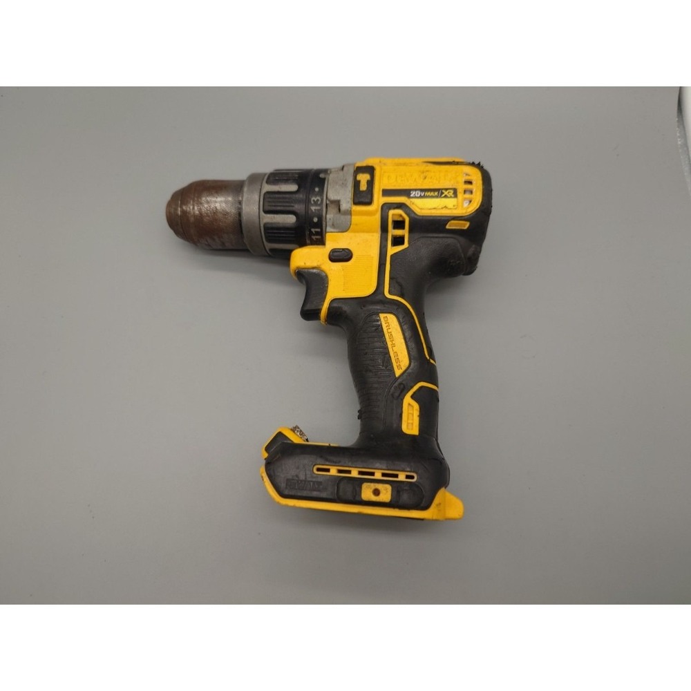 DEWALT DRILL [GNH021142]